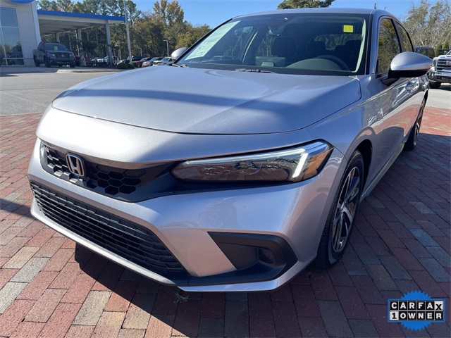 2023 Honda Civic Hatchback LX's photo