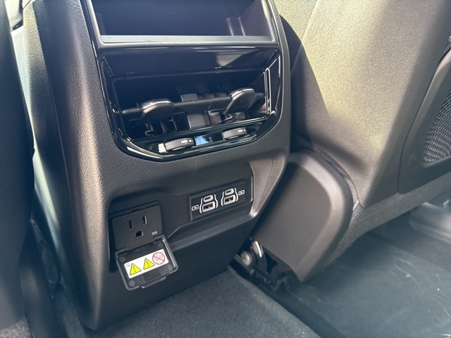 2025 Jeep Grand Cherokee Altitude X photo 13