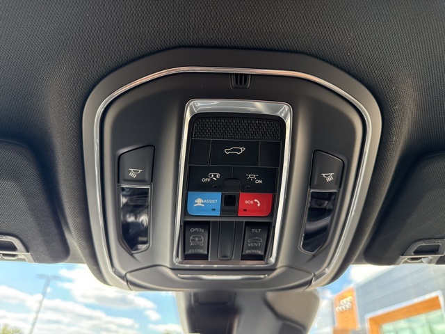 2025 Jeep Grand Cherokee Altitude X photo 27