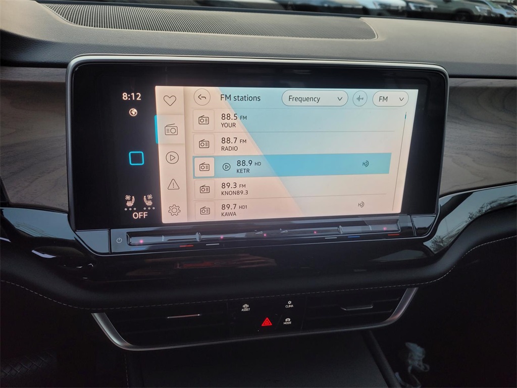 new 2026 Volkswagen Atlas car, priced at $37,406