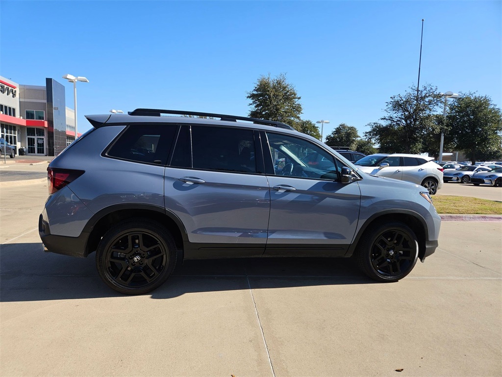 2024 Honda Passport Black Edition photo 8