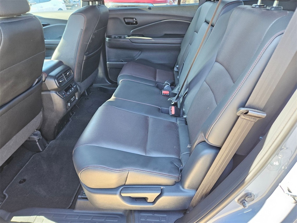 2024 Honda Passport Black Edition photo 10