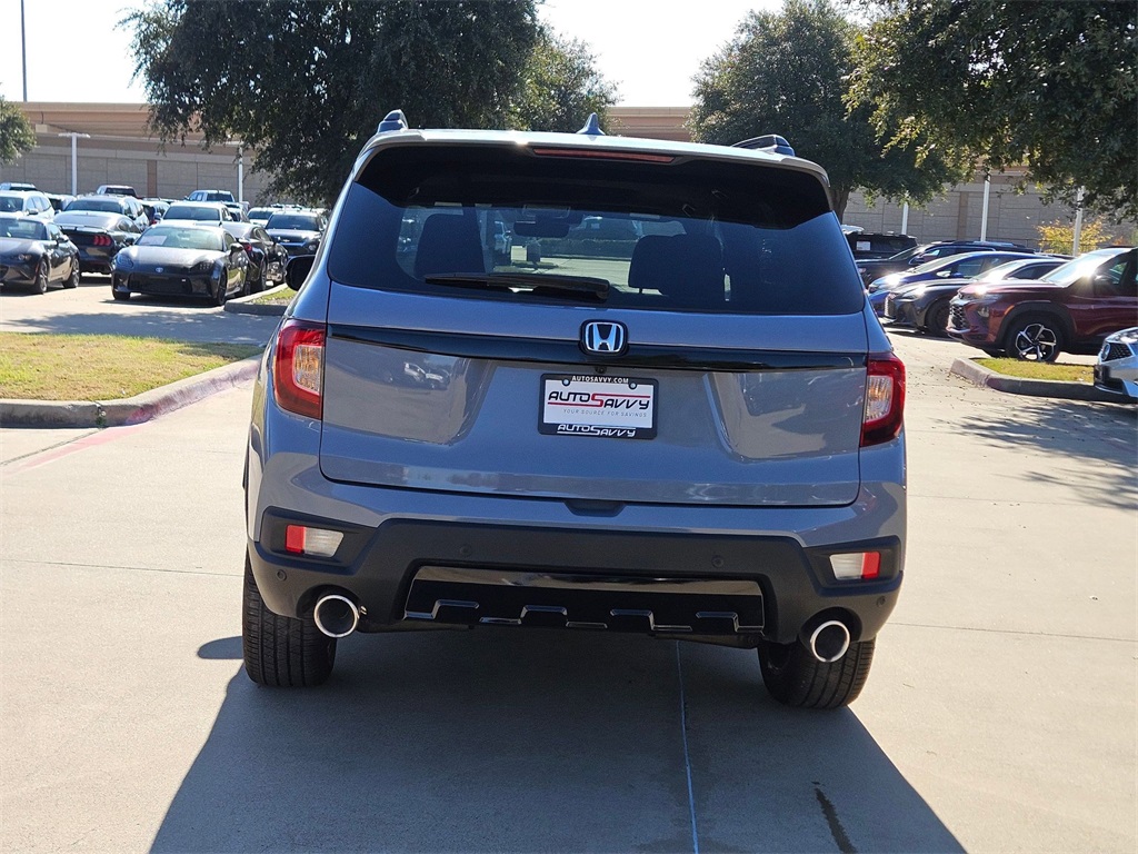 2024 Honda Passport Black Edition photo 6