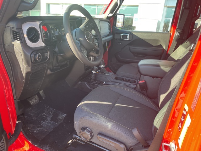 2025 Jeep Wrangler Sport S photo 10