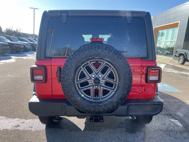 2025 Jeep Wrangler Sport S photo 5