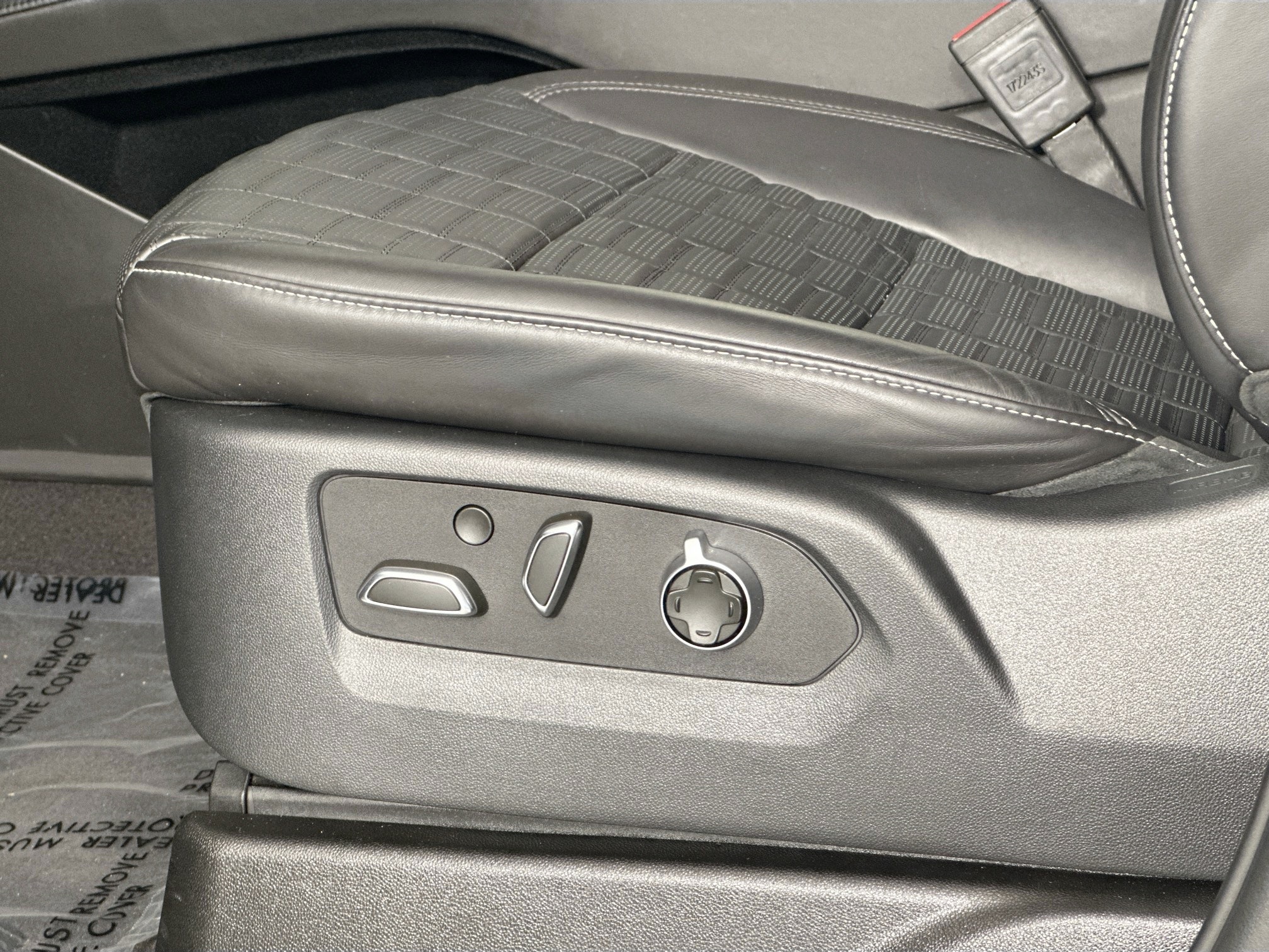 used 2024 Cadillac Escalade ESV car, priced at $88,998