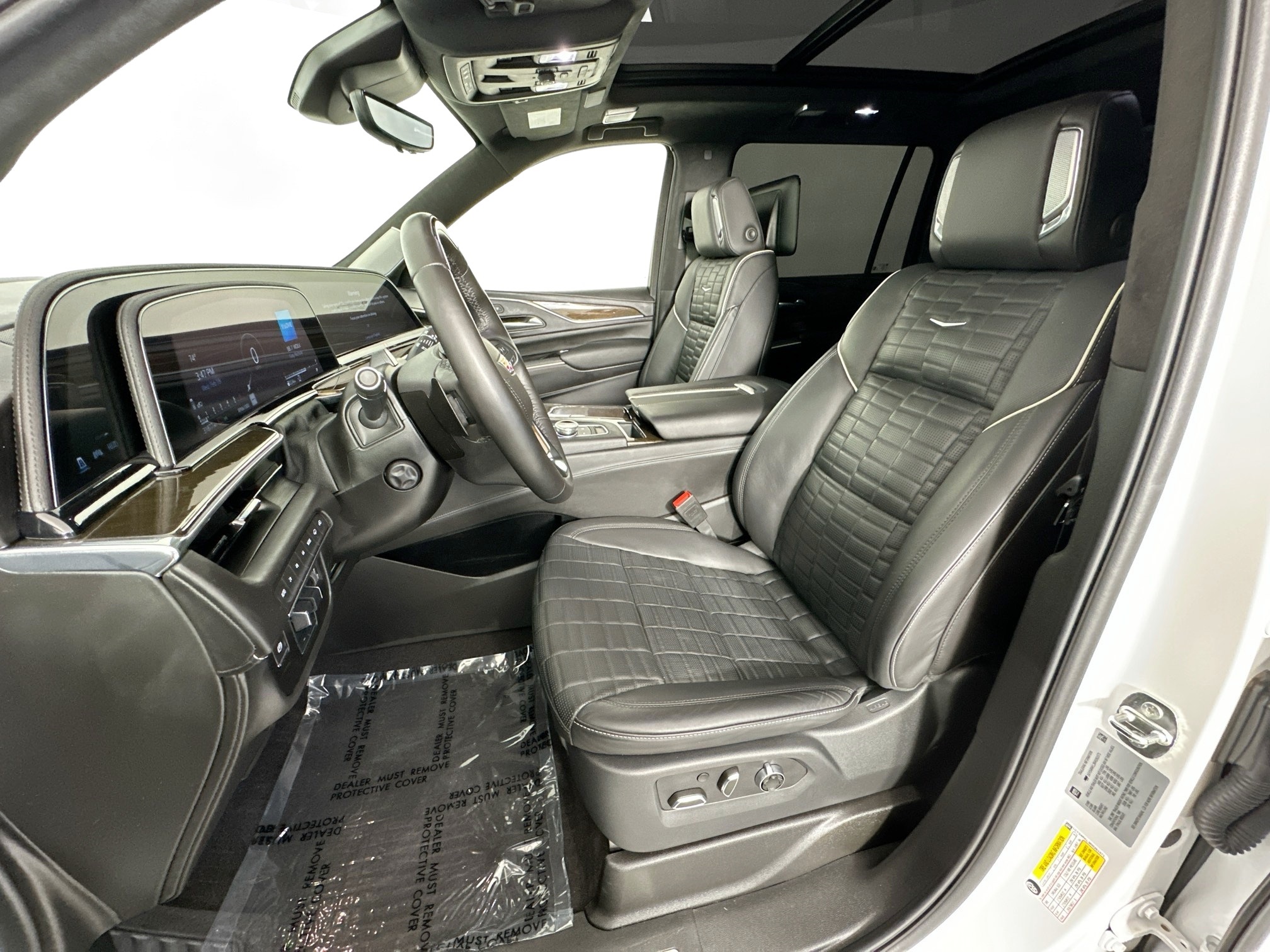 used 2024 Cadillac Escalade ESV car, priced at $88,998