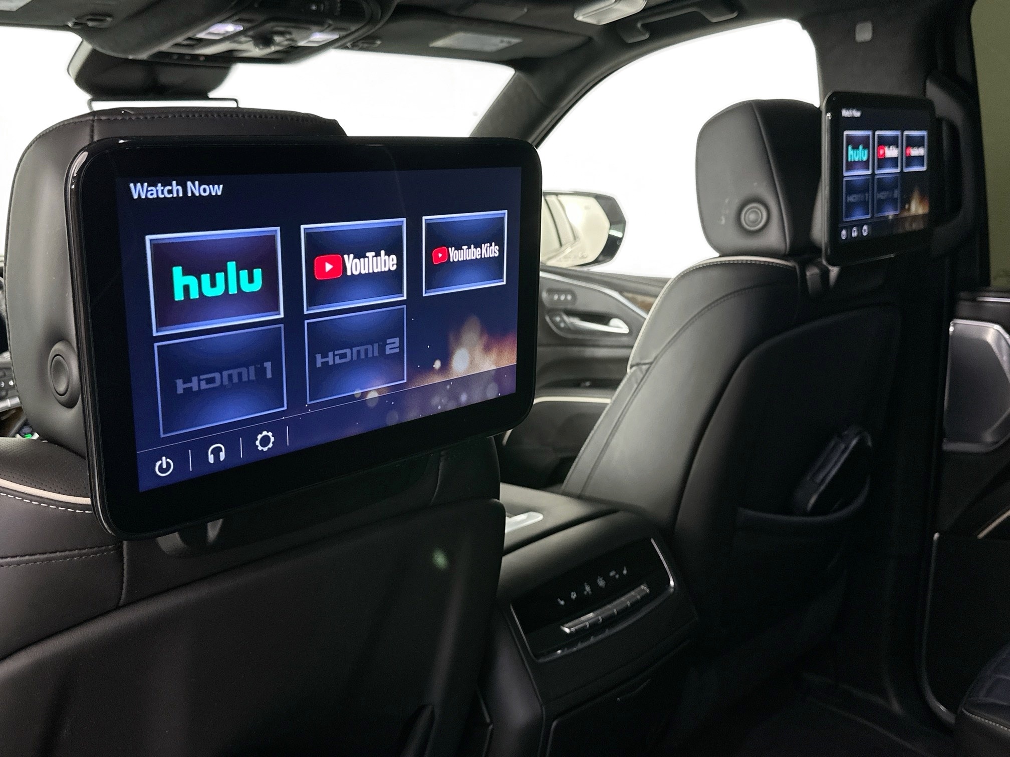 used 2024 Cadillac Escalade ESV car, priced at $88,998