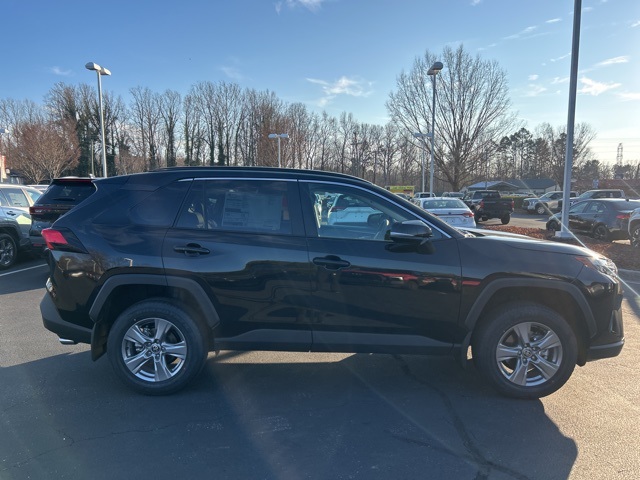 New 2025 Toyota RAV4 SUV