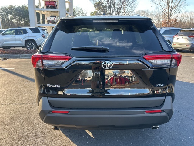 New 2025 Toyota RAV4 SUV