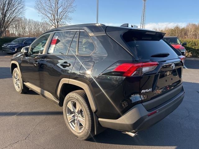 New 2025 Toyota RAV4 SUV