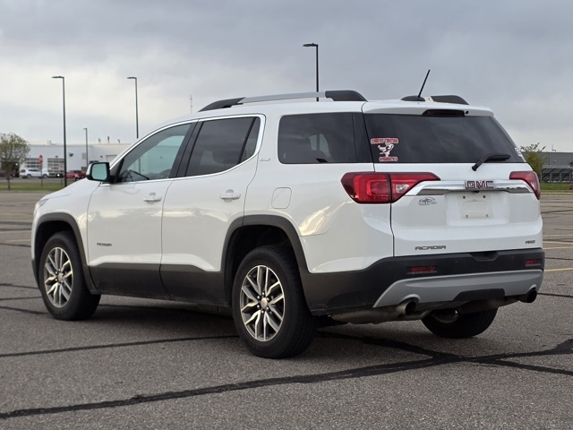 2017 GMC Acadia SLE-2