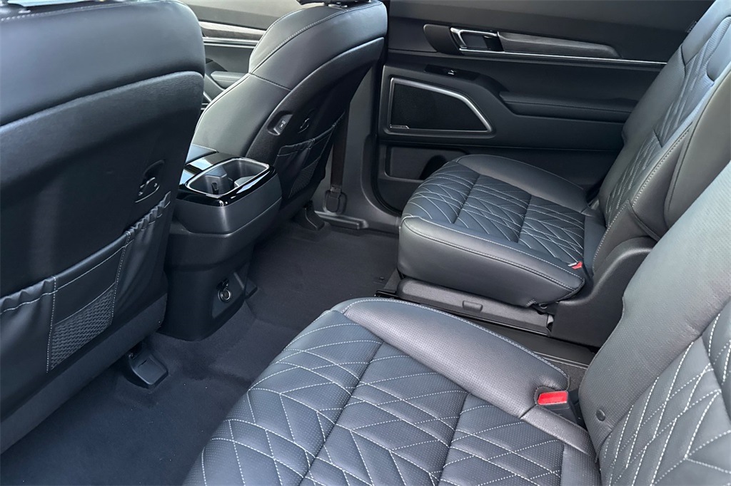 new 2025 Kia Telluride car, priced at $48,215