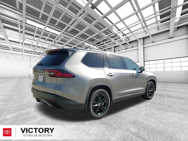 2026 Toyota Grand Highlander Platinum photo 3