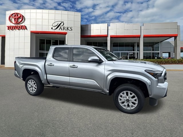 2025 Toyota Tacoma SR5's photo