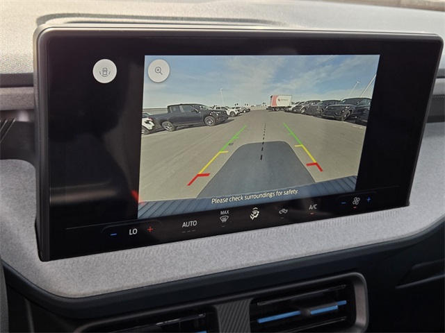 New 2025 Ford Maverick XLT 4D Crew Cab