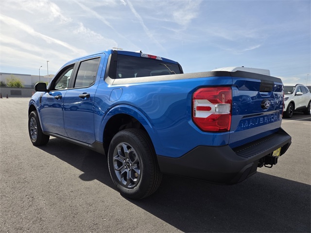 New 2025 Ford Maverick XLT 4D Crew Cab