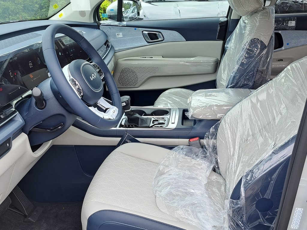 2025 Kia Carnival EX Sports Van FWD 12
