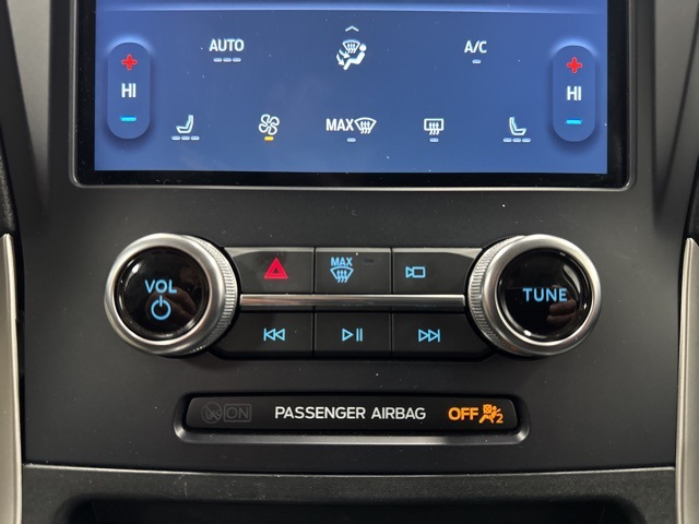 used 2024 Ford Edge car, priced at $24,988