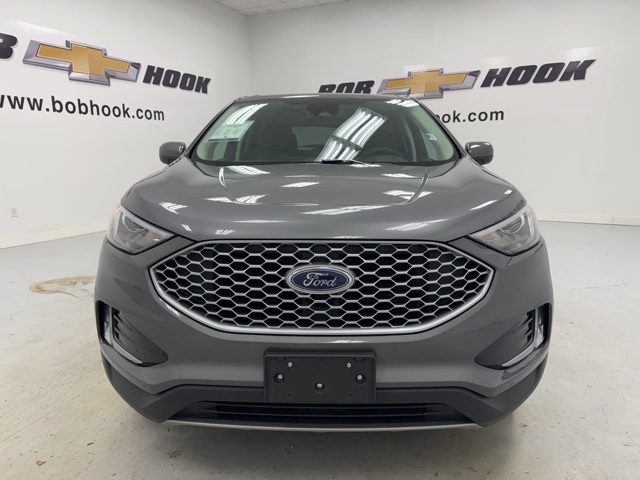 used 2024 Ford Edge car, priced at $24,988