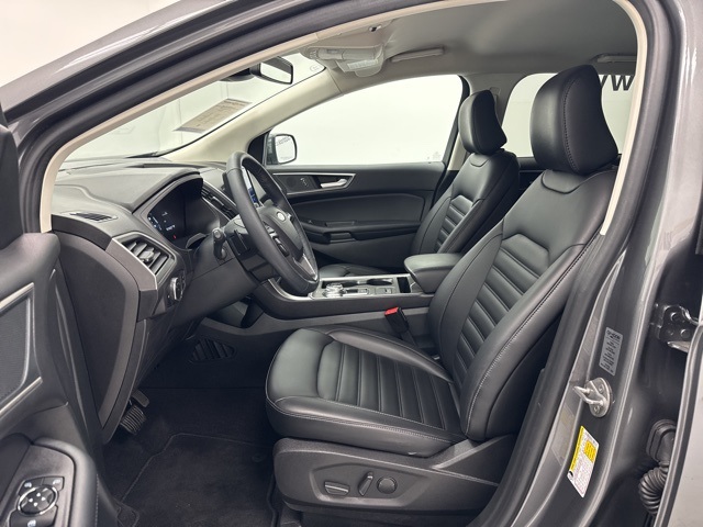 used 2024 Ford Edge car, priced at $24,988