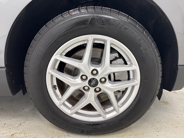 used 2024 Ford Edge car, priced at $24,988