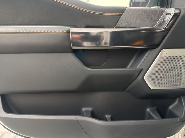 2021 White Ford F-150 Platinum 4X4 Truck