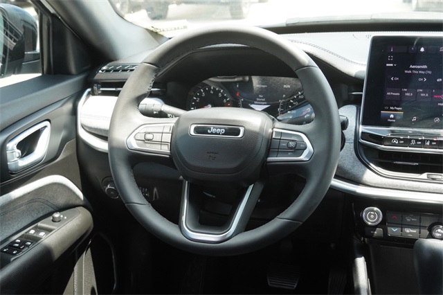 2024 Jeep Compass Latitude photo 14