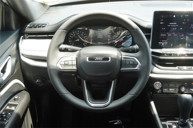 2024 Jeep Compass Latitude photo 15
