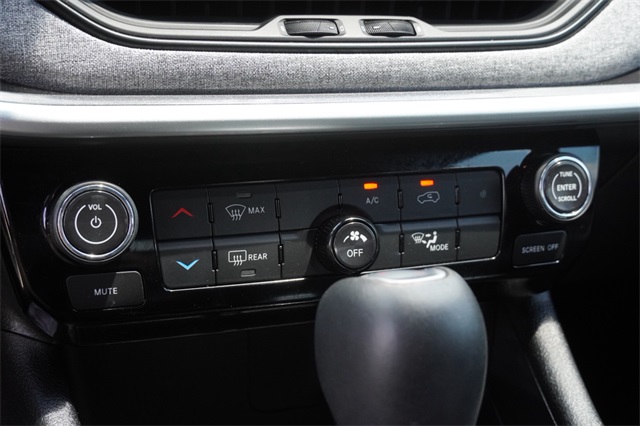 2024 Jeep Compass Latitude photo 21