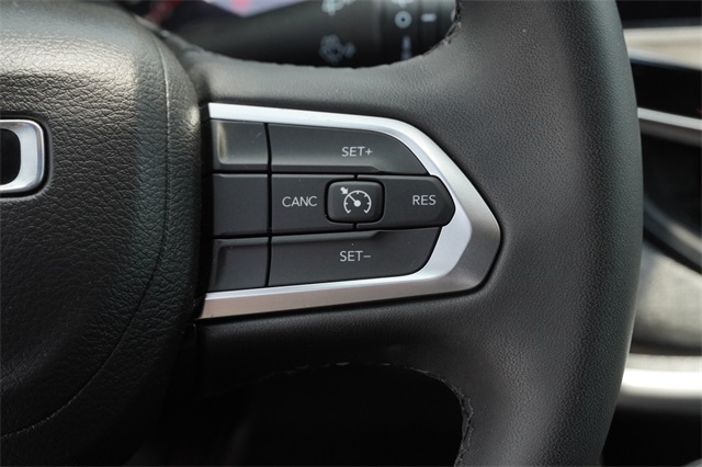 2024 Jeep Compass Latitude photo 24