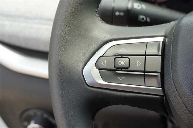 2024 Jeep Compass Latitude photo 25