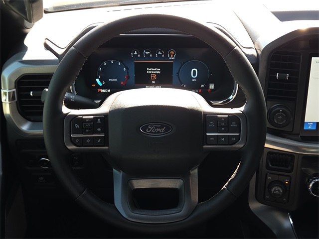 2025 Ford F-150 Lariat photo 13