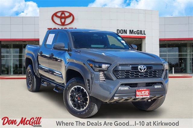 2024 Toyota Tacoma TRD Off Road's photo