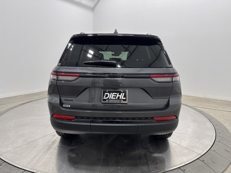 2025 Jeep Grand Cherokee Altitude X photo 3