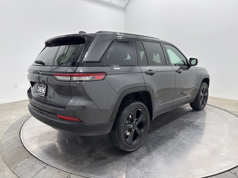 2025 Jeep Grand Cherokee Altitude X photo 4