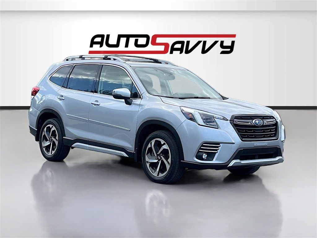 2023 Subaru Forester Touring's photo