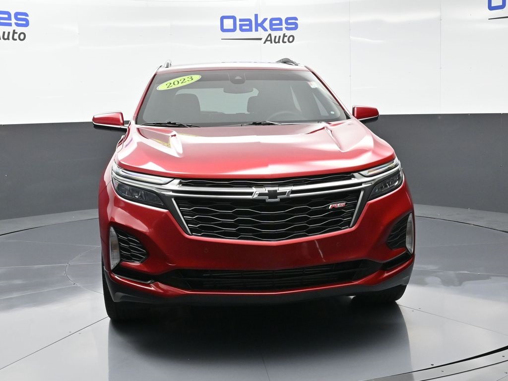 2023 Chevrolet Equinox RS photo 2