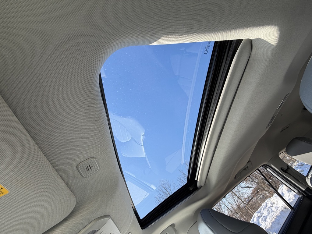 used 2023 Toyota Highlander car, priced at $39,903