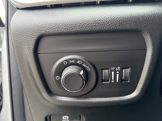 2025 Jeep Grand Cherokee Altitude X photo 12