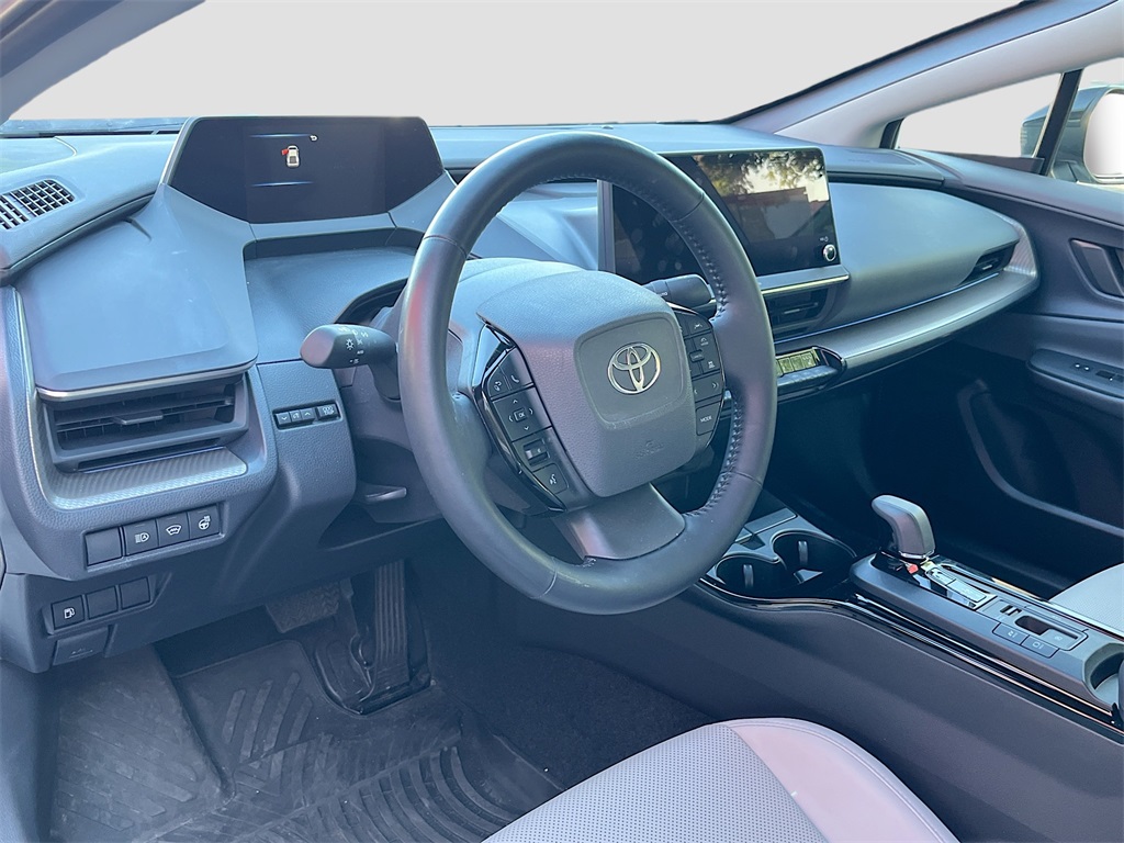2024 Toyota Prius Limited photo 9