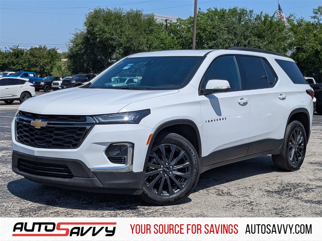2022 Chevrolet Traverse RS's photo