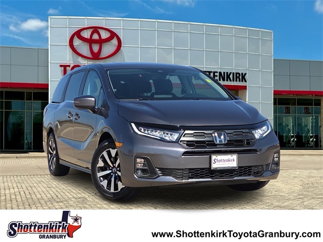 2025 Honda Odyssey EX-L's photo