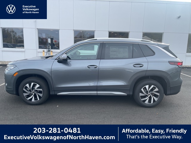 2026 Volkswagen Tiguan S's photo