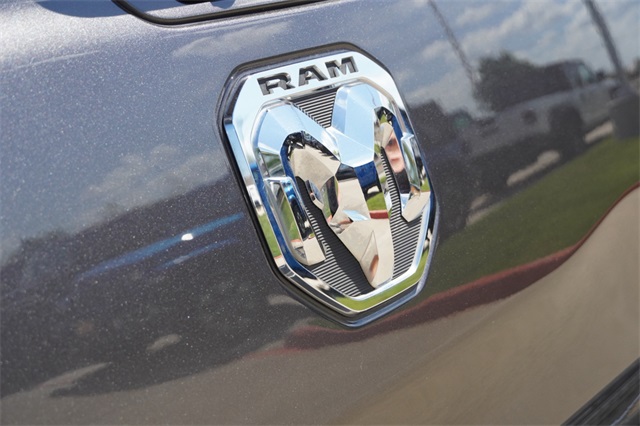 2022 Ram 1500 Laramie photo 11