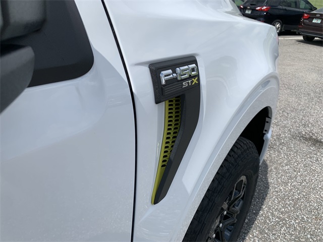 2025 Oxford White Ford F-150 STX 4X4 Truck