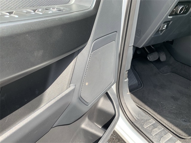 2025 Oxford White Ford F-150 STX 4X4 Truck
