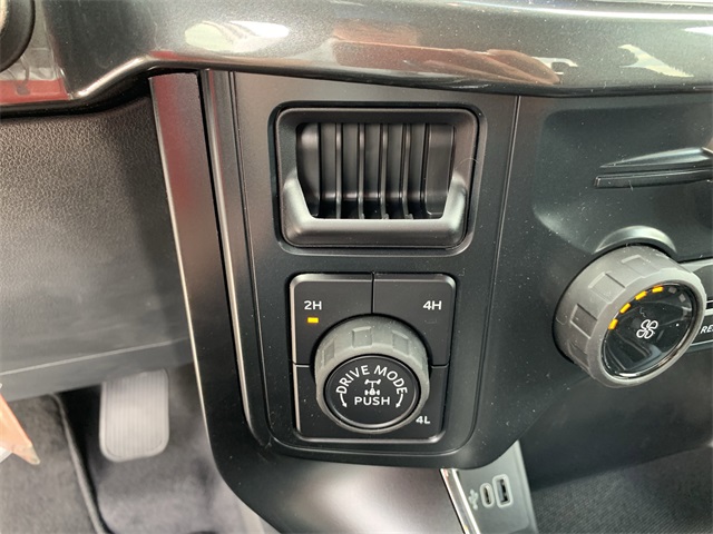 2025 Oxford White Ford F-150 STX 4X4 Truck