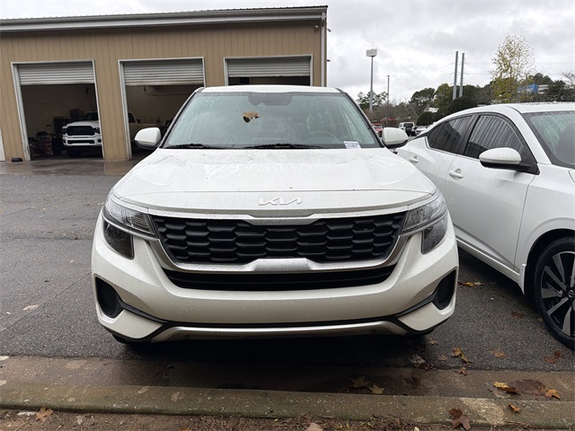 Used 2022 Kia Seltos LX with VIN KNDEPCAA8N7342725 for sale in Canton, GA