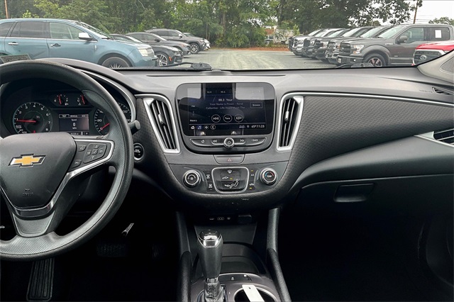 2019 Summit White Chevrolet Malibu LS FWD Sedan
